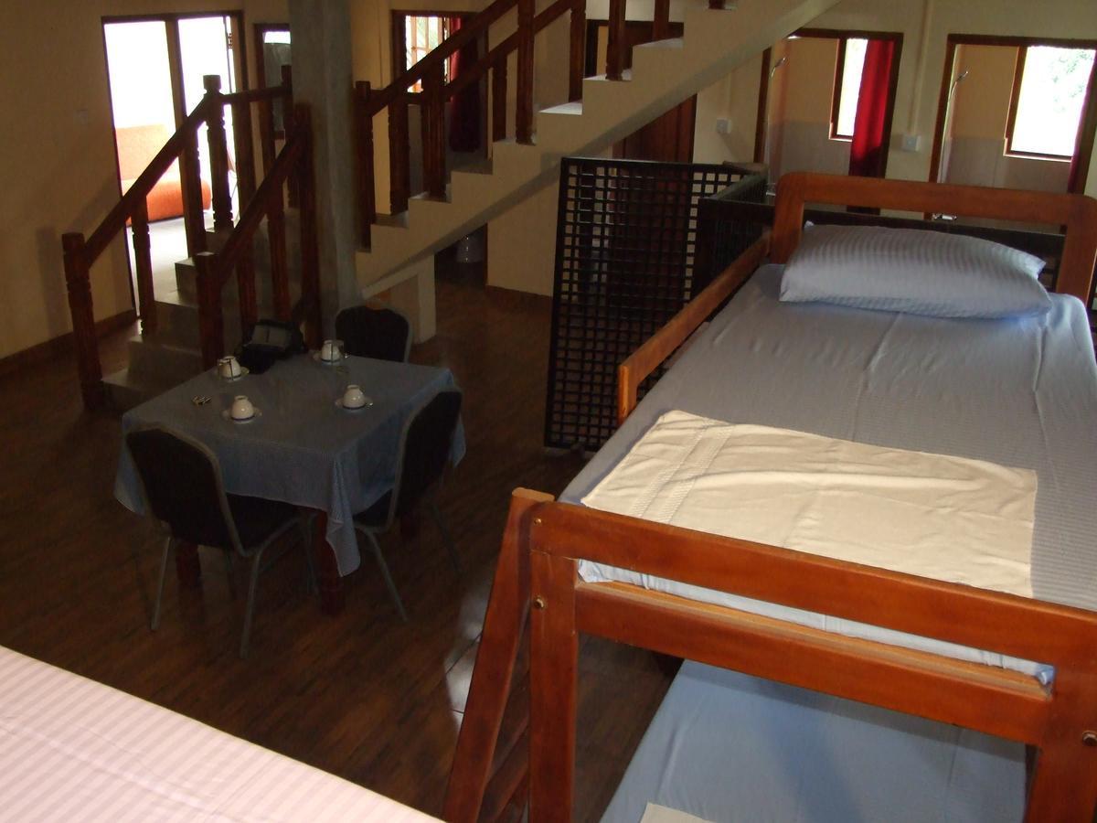 Central City Hostel Kandy Buitenkant foto